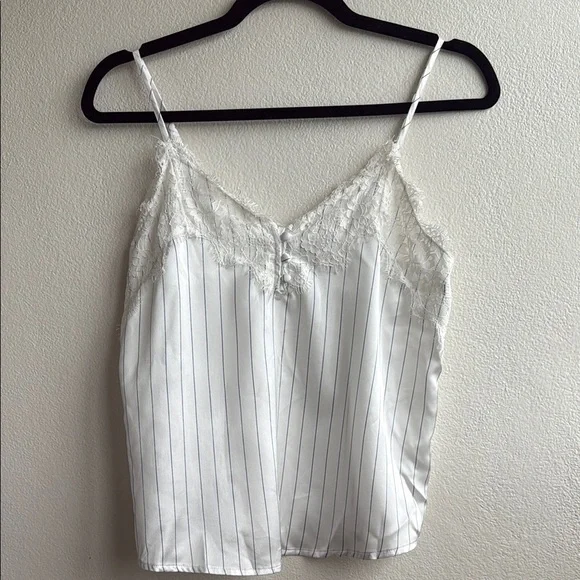 Set of 3- Elegant Lace Striped Cami Top - Picture 2 of 11